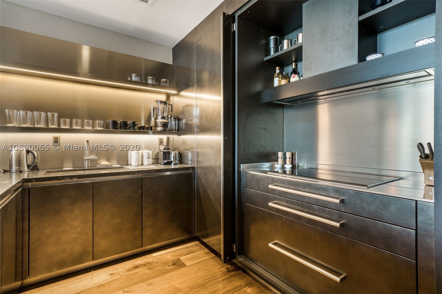 MAREA CONDO - Residential