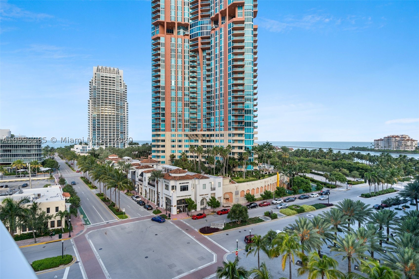 MAREA CONDO - Residential