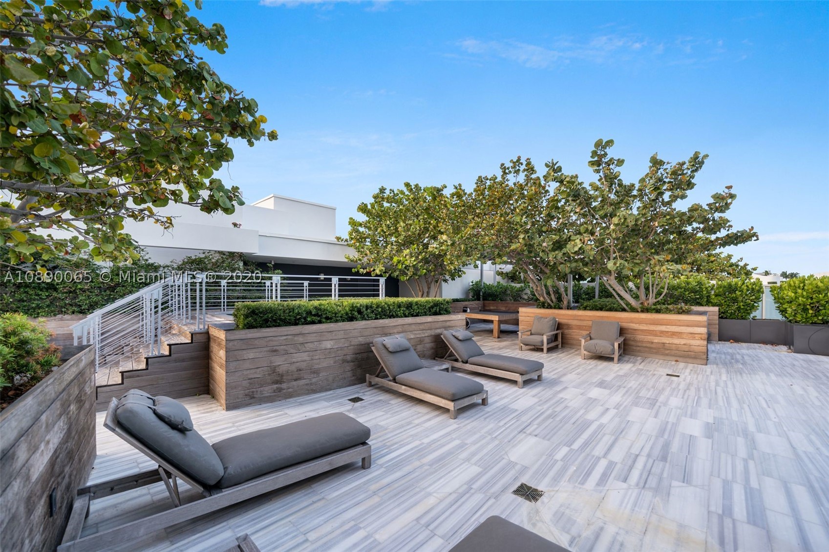 MAREA CONDO - Residential