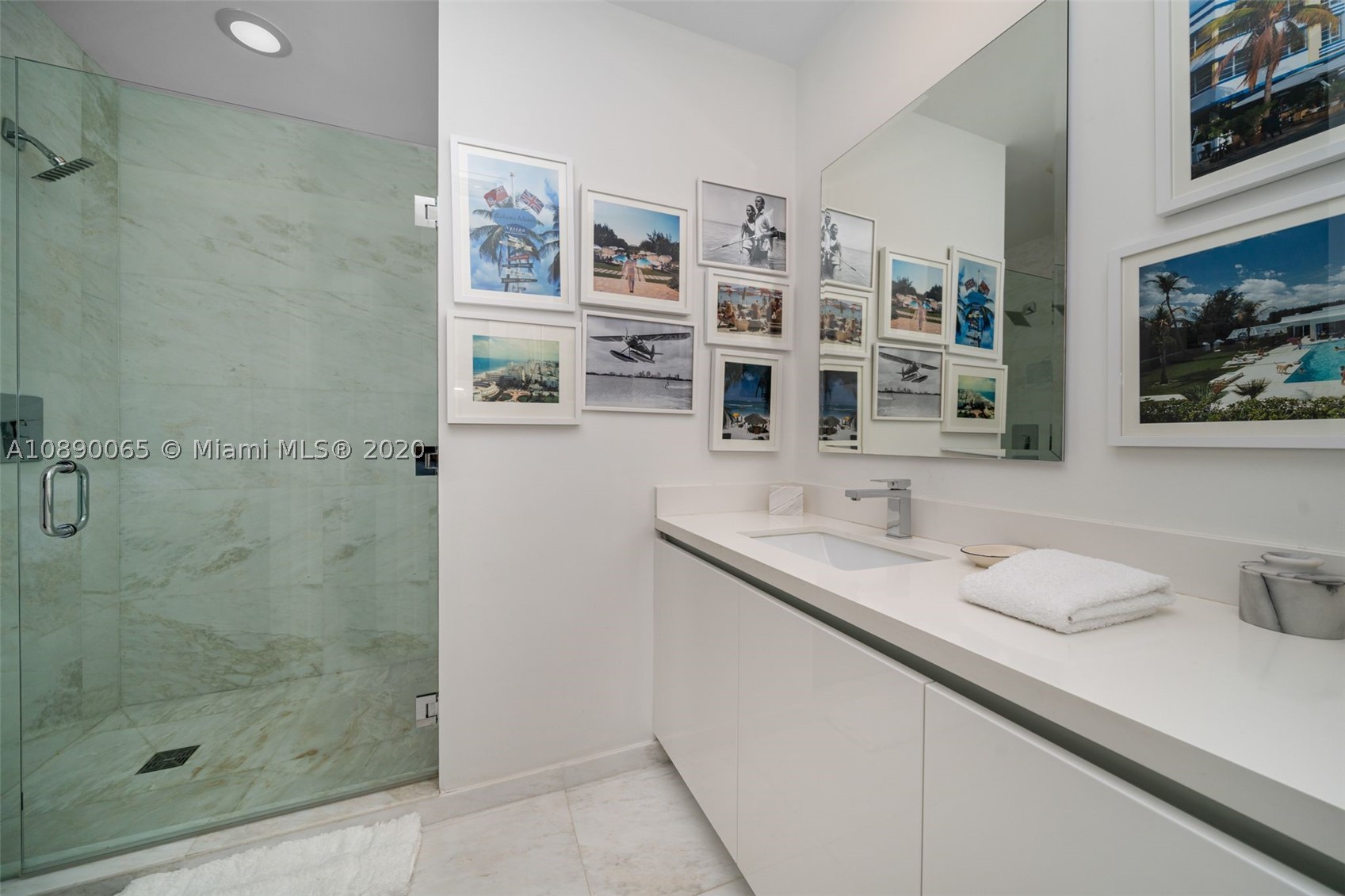 MAREA CONDO - Residential