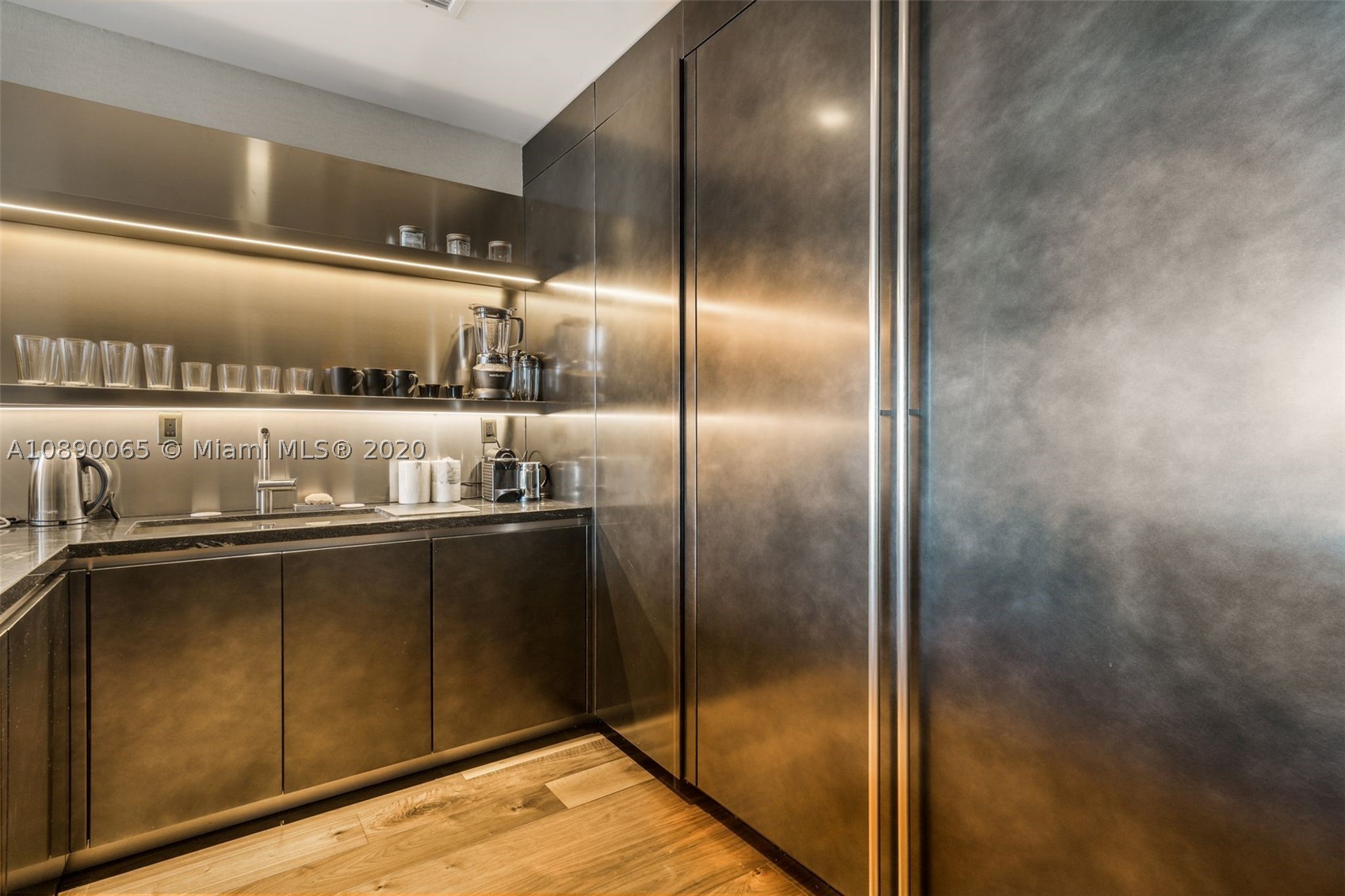 MAREA CONDO - Residential