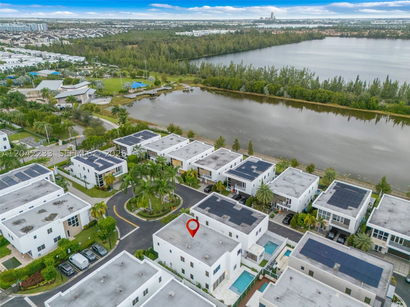 DORAL COMMONS RESIDENTIAL - Residential