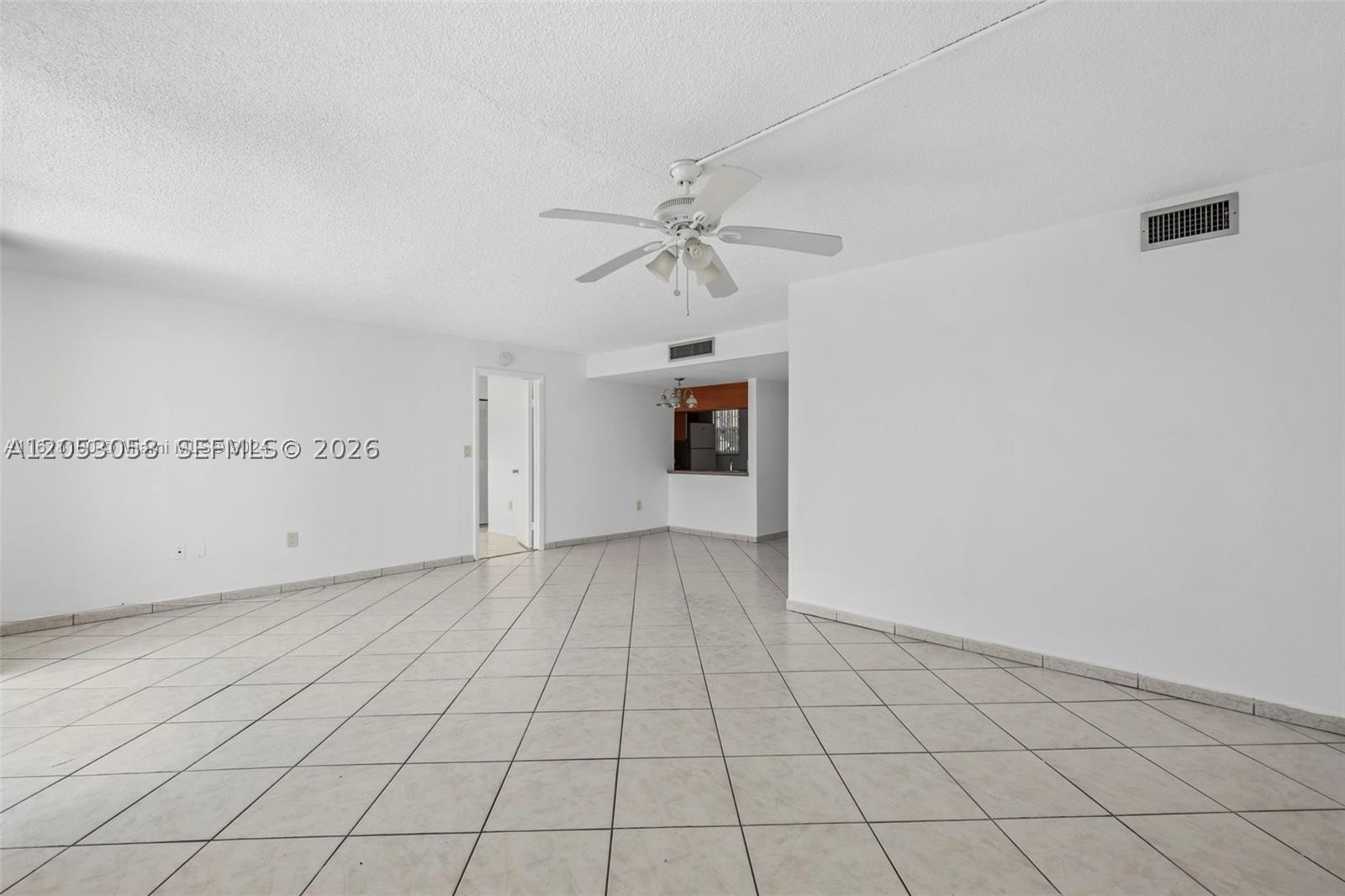 EL CONQUISTADOR SOUTH CON - Residential Lease