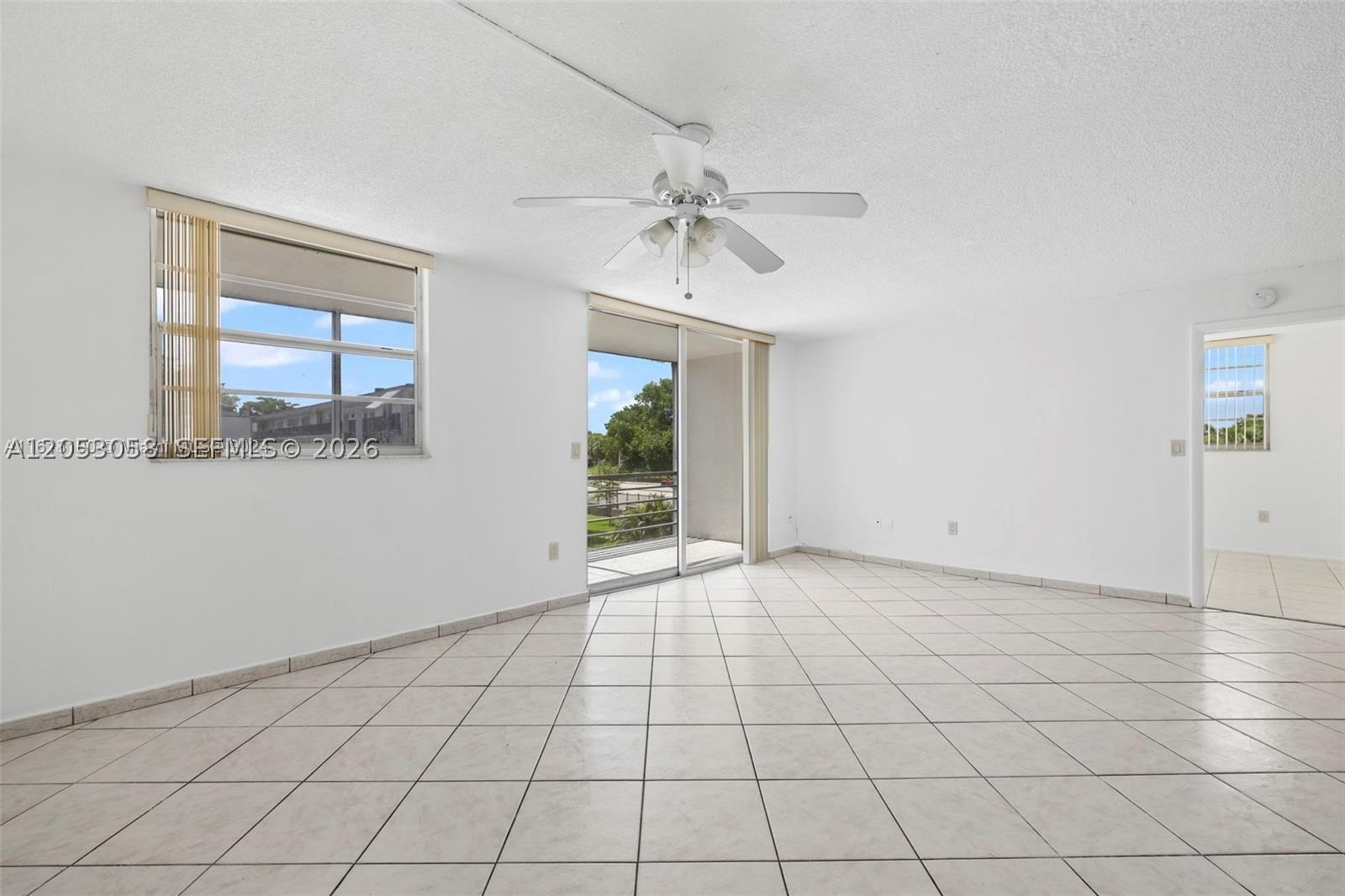 EL CONQUISTADOR SOUTH CON - Residential Lease