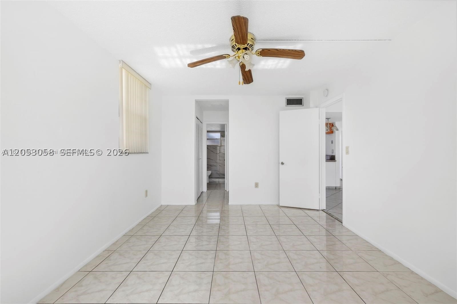 EL CONQUISTADOR SOUTH CON - Residential Lease