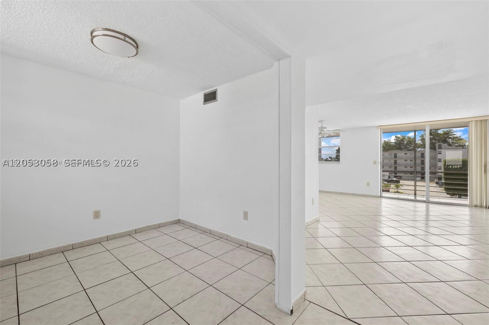 EL CONQUISTADOR SOUTH CON - Residential Lease