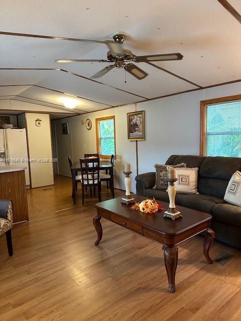GATEWAY ESTATES PK CONDO - Residential
