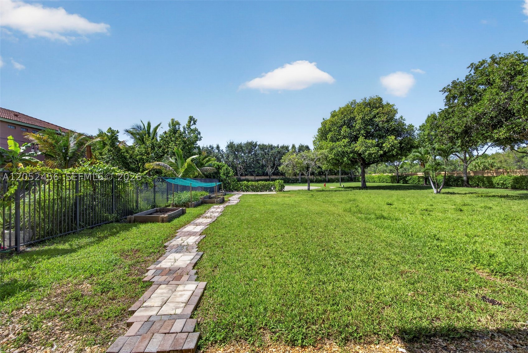 Bella Terra - Residential