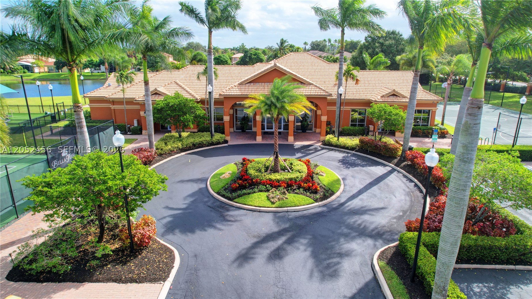 Bella Terra - Residential