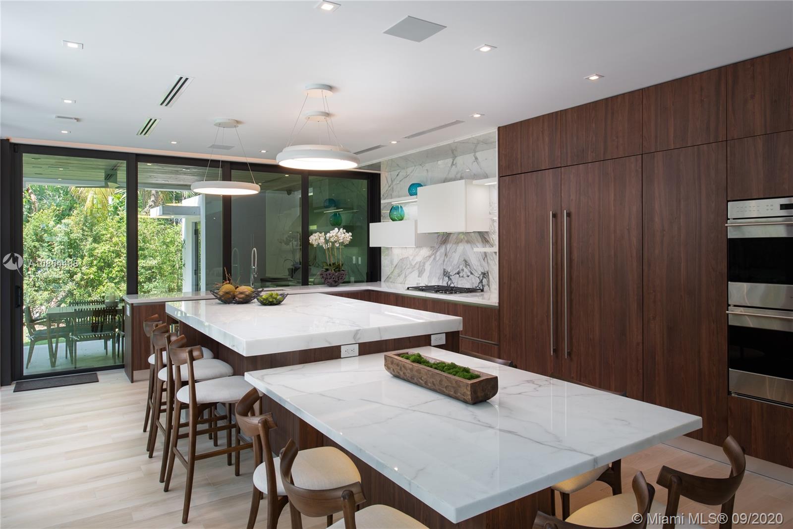 CRYSTAL BLUFF - Residential