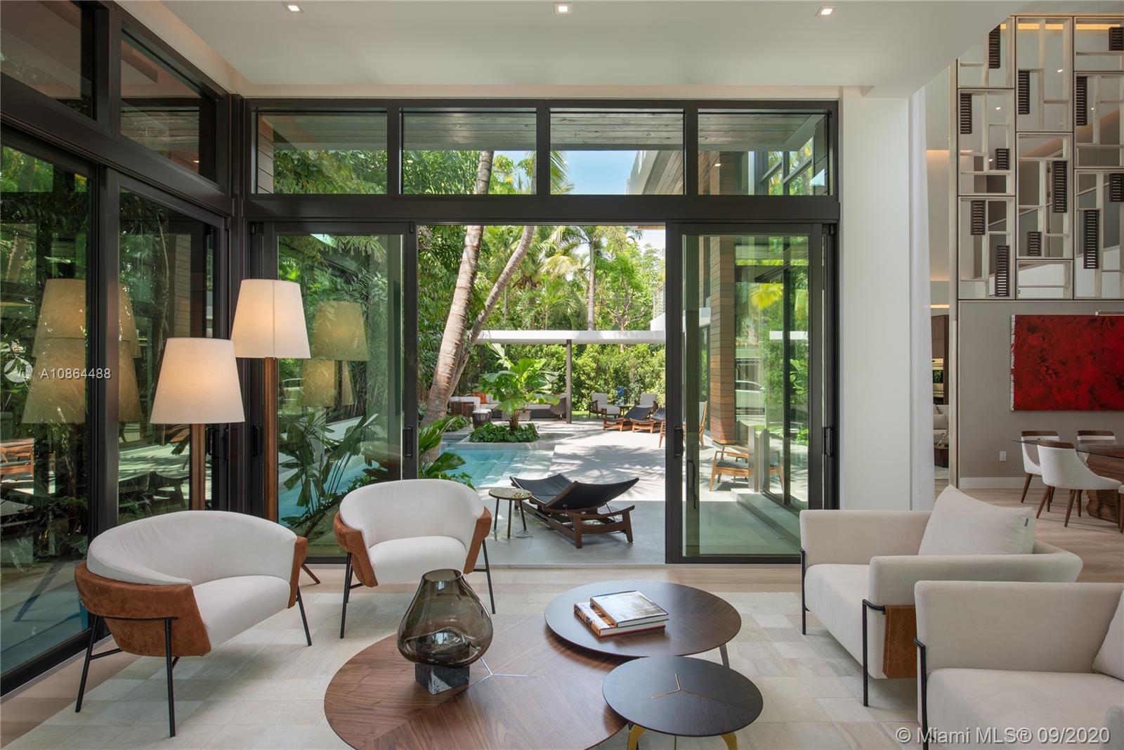 CRYSTAL BLUFF - Residential