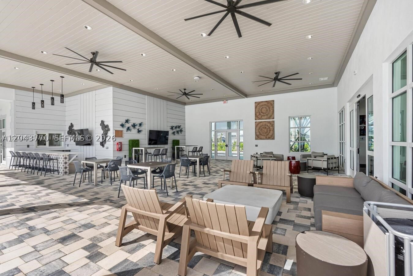 Tredici at Central Park - Residential Lease