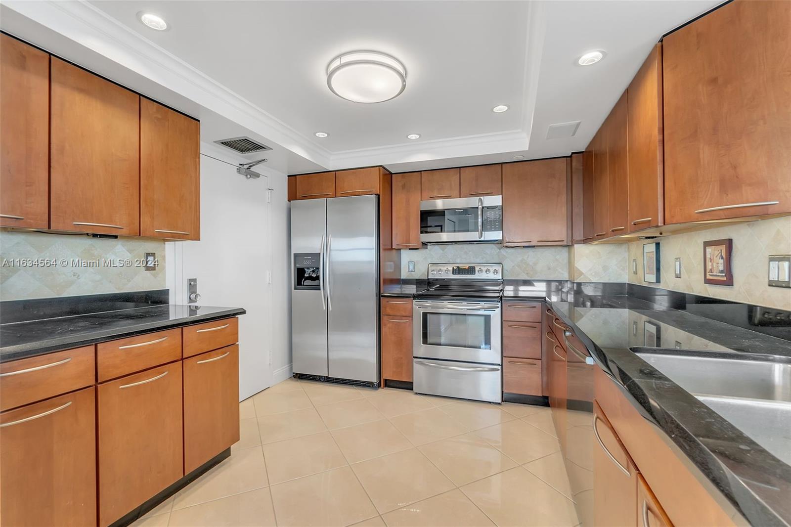 TOWER PORTSMOUTH AT PORT - Residential Lease