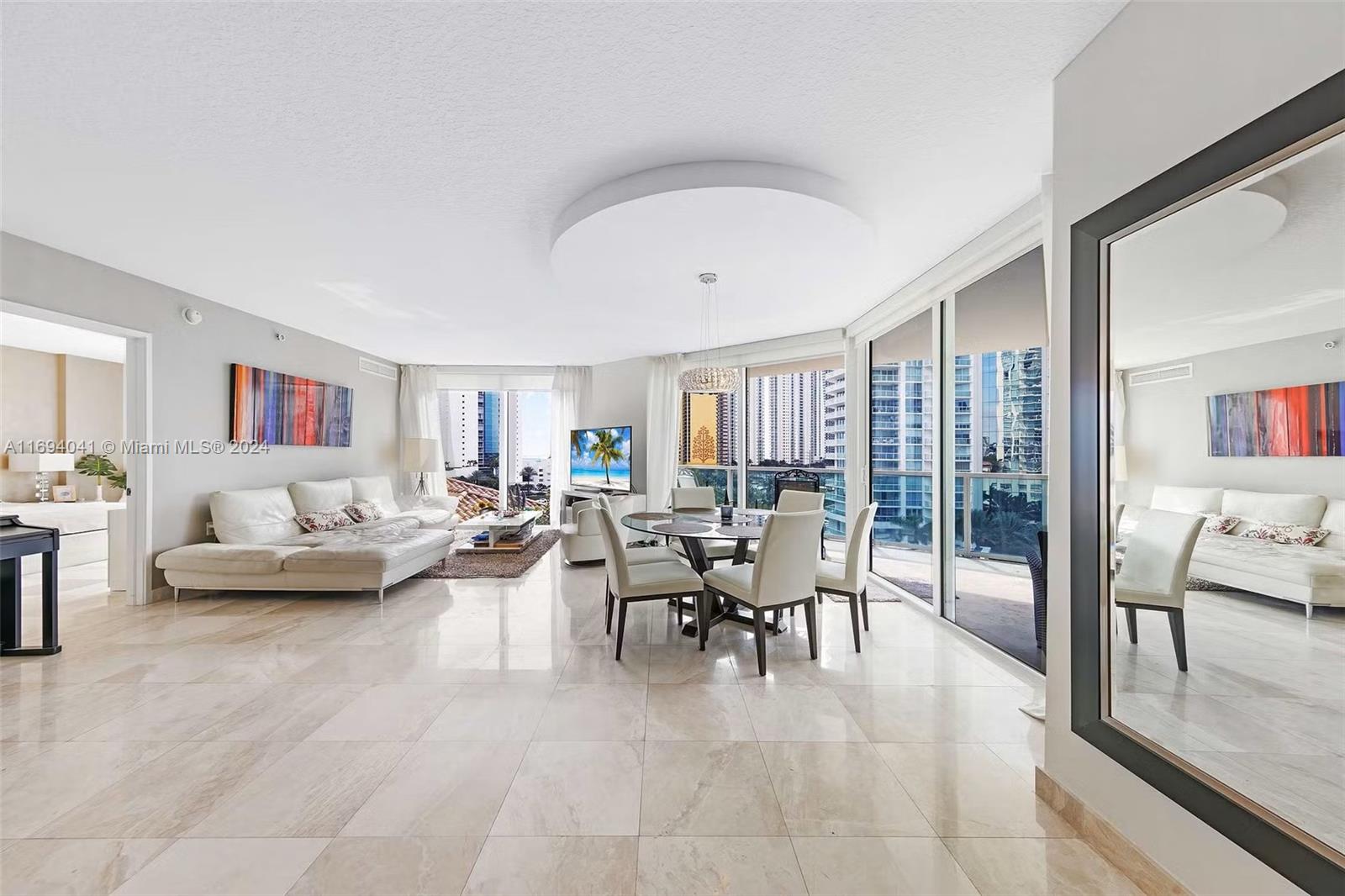 ST TROPEZ ON THE BAY II C - Residential