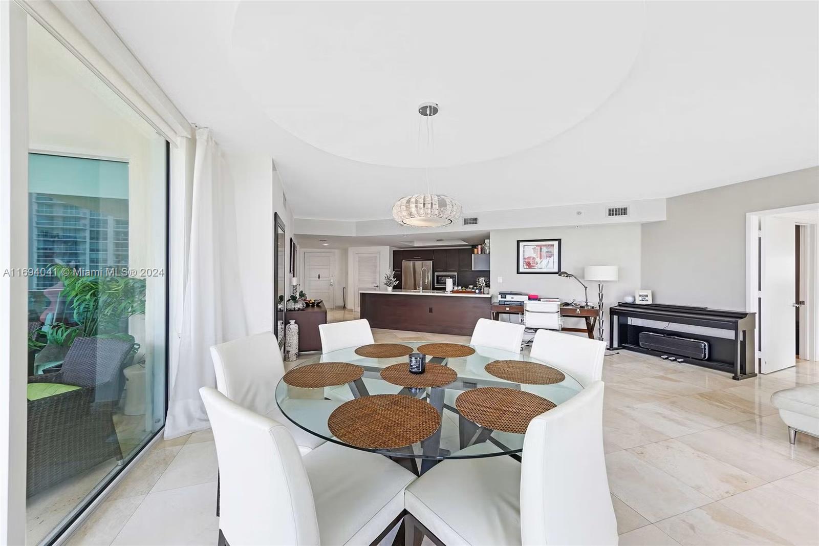 ST TROPEZ ON THE BAY II C - Residential