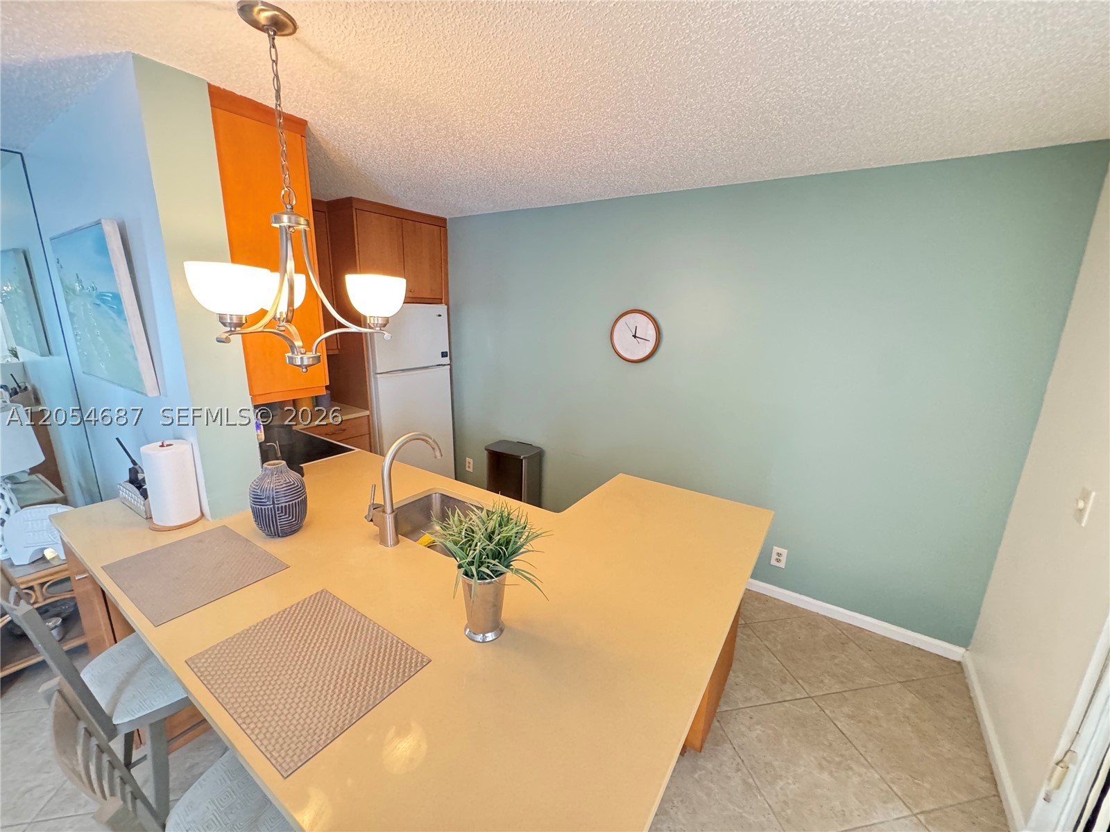 SEA LOFTERS CONDO - Residential