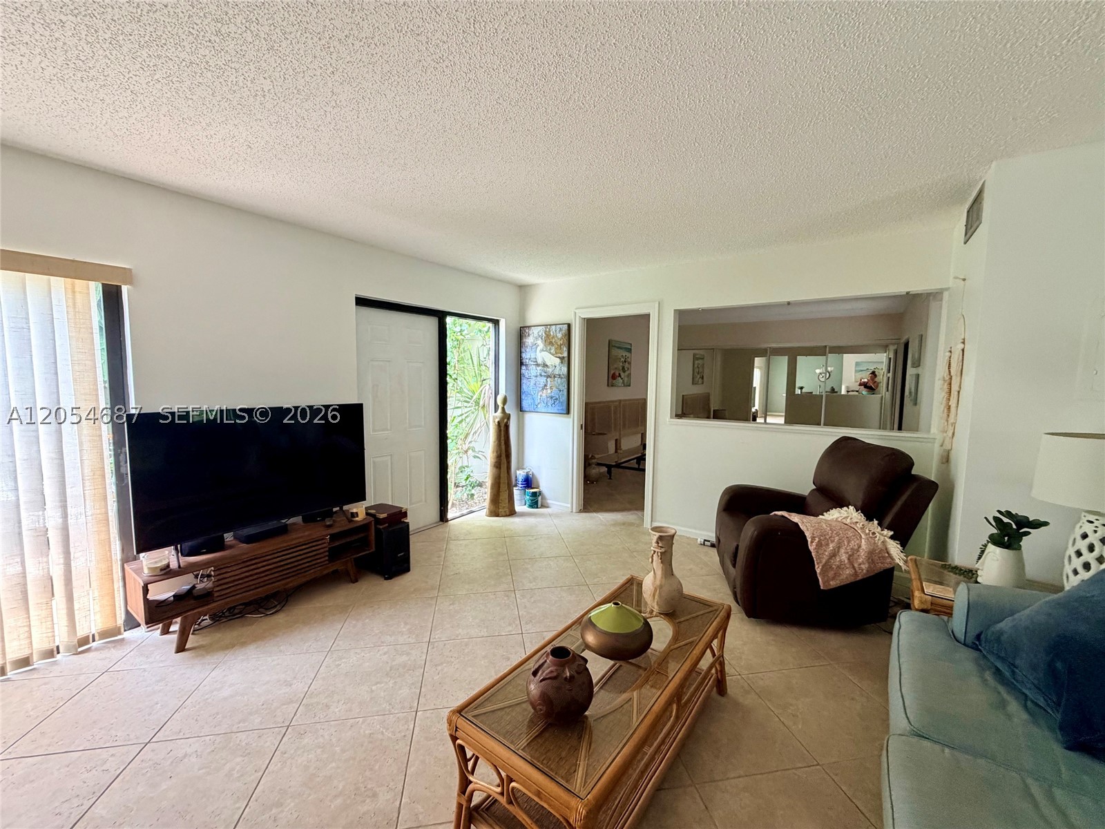 SEA LOFTERS CONDO - Residential