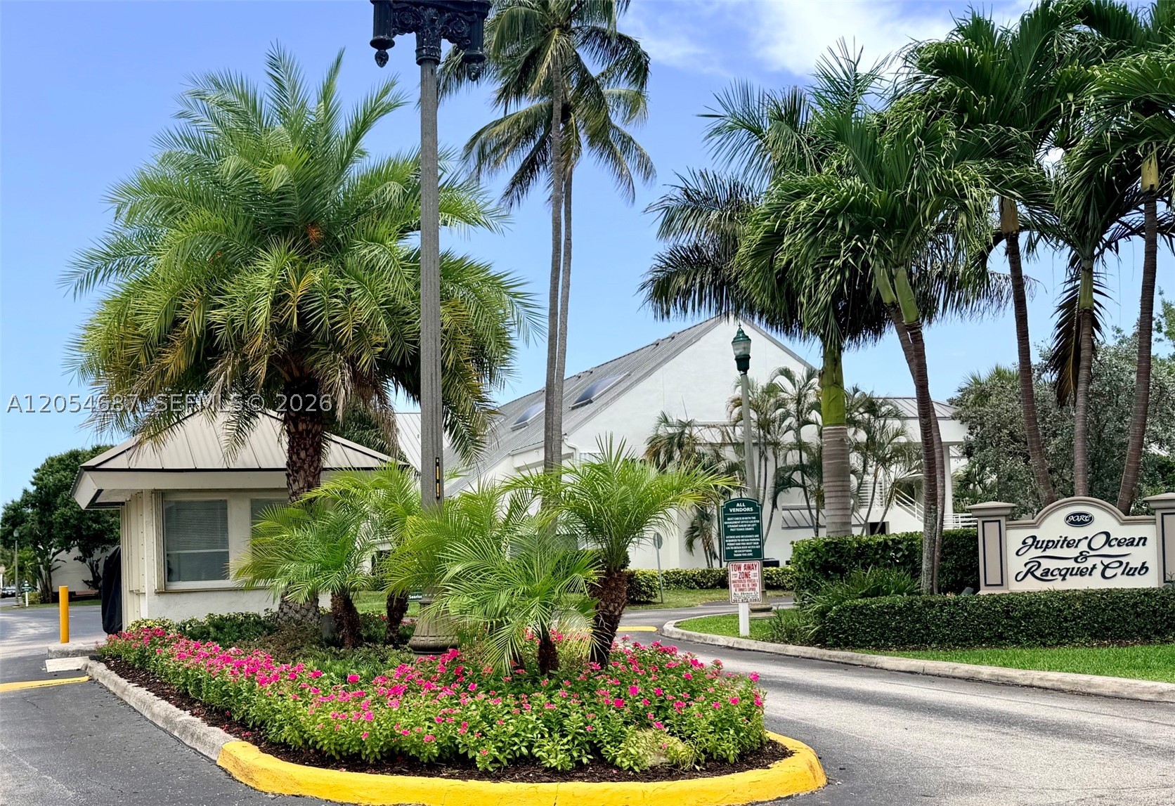 SEA LOFTERS CONDO - Residential