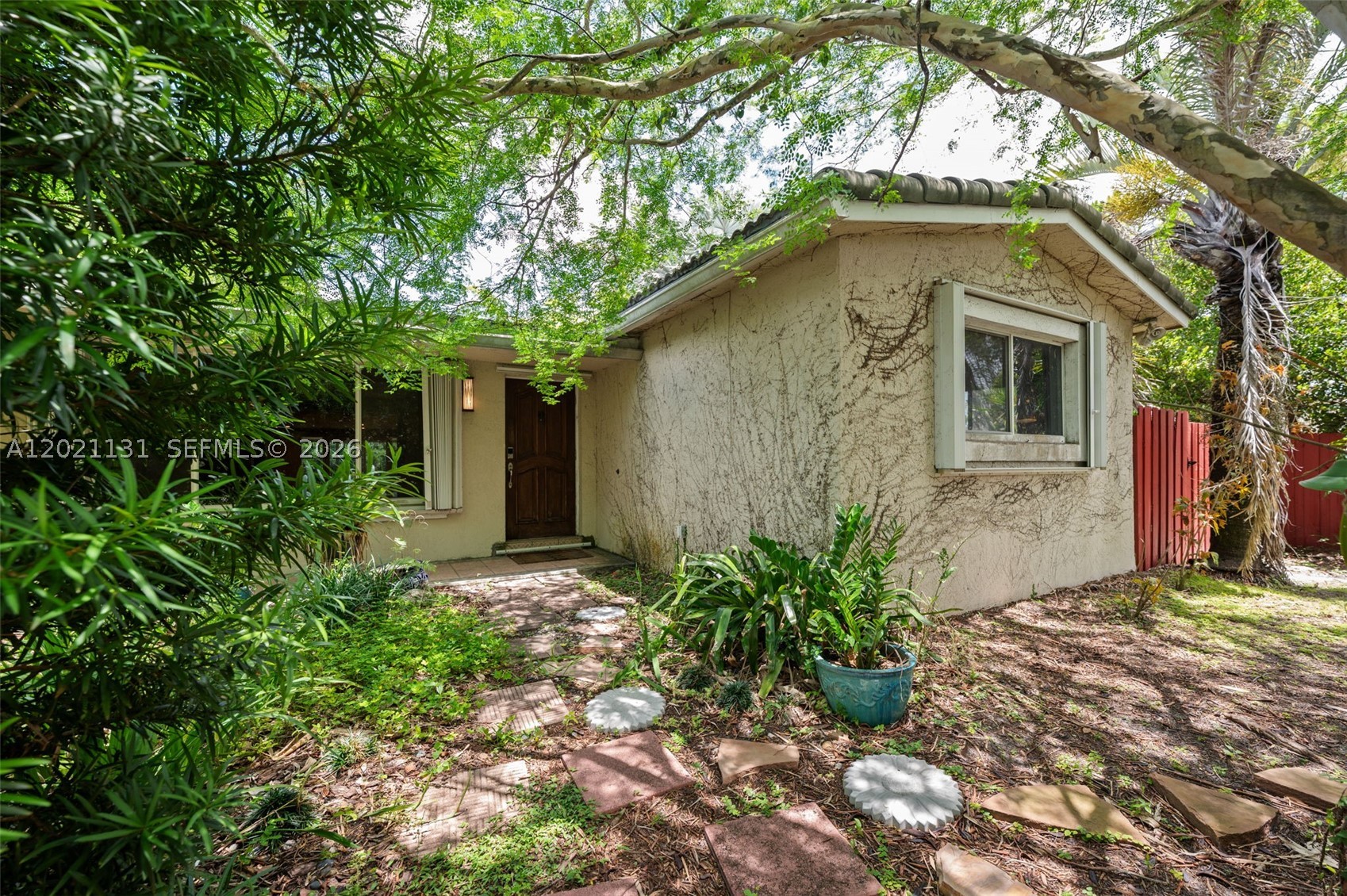 DAVIS ISLES SEC 5 - Residential