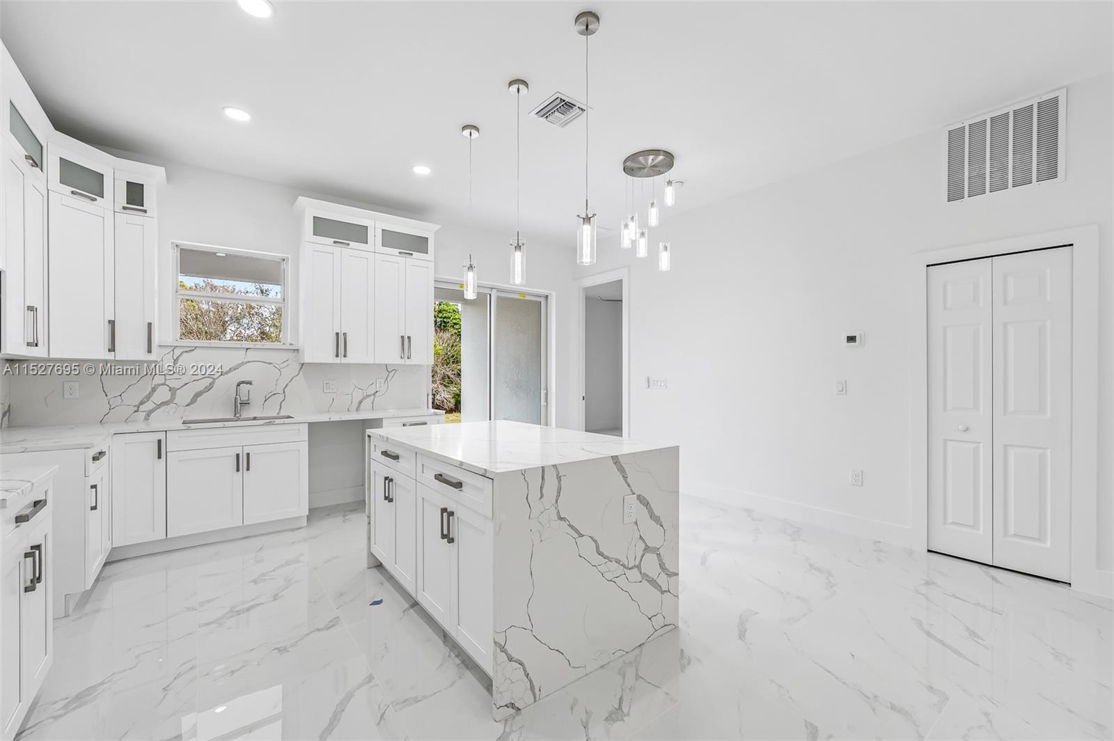 LEHIGH ACRES - Residential Income