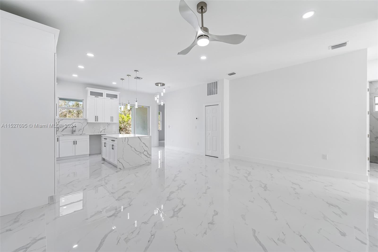 LEHIGH ACRES - Residential Income