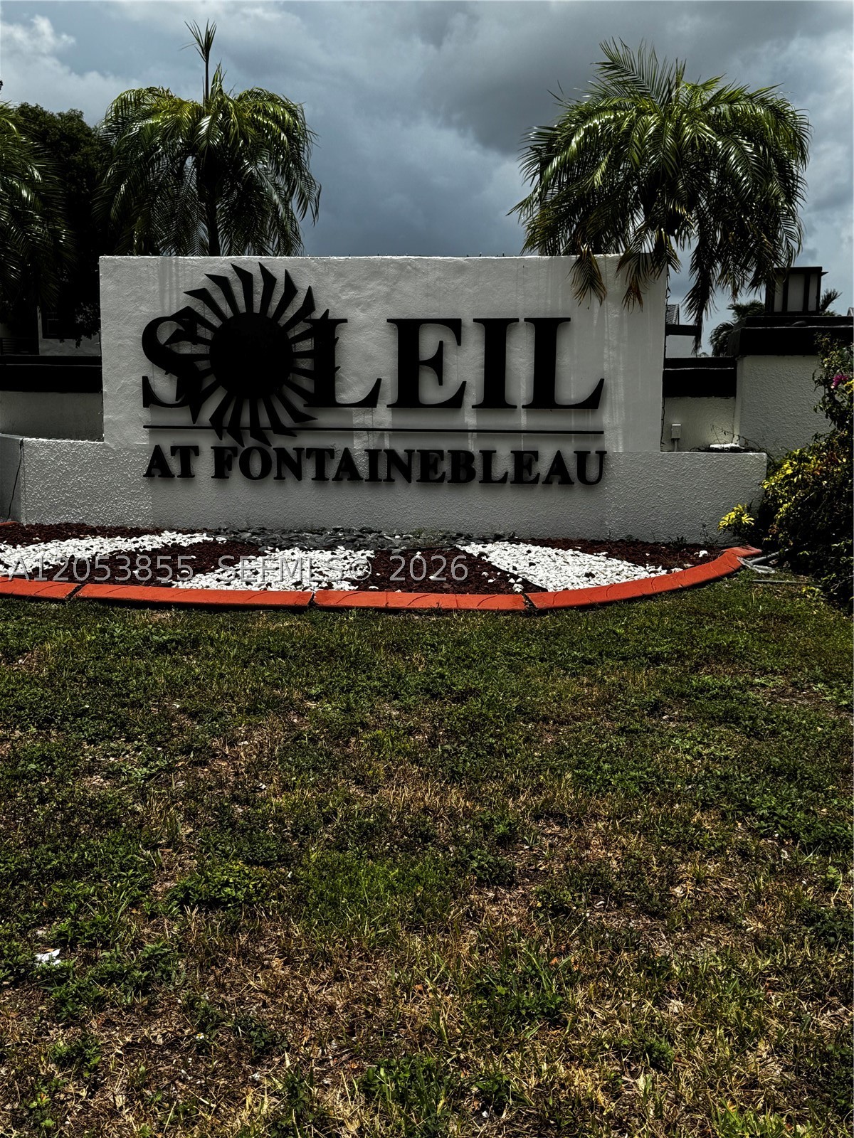 Spacious 1 bedroom 1 bath 2nd floor unit with balcony at Soleil at Fontainebleau, a nice well-kept and gated community with amenities like pool and more, centrally located near shopping's, transportation, minutes to MIA. Won't last long. Washer/dryer in unit. 
Unit needs renovations selling As Is. For showings see Broker Remarks.