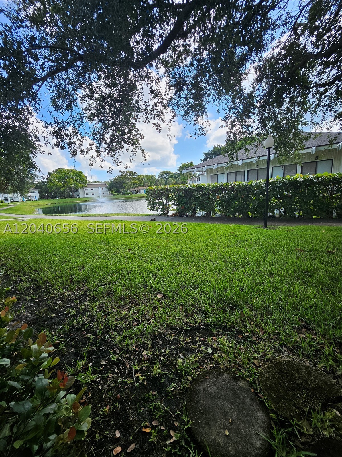 DELRAY OAKS CONDO - Residential