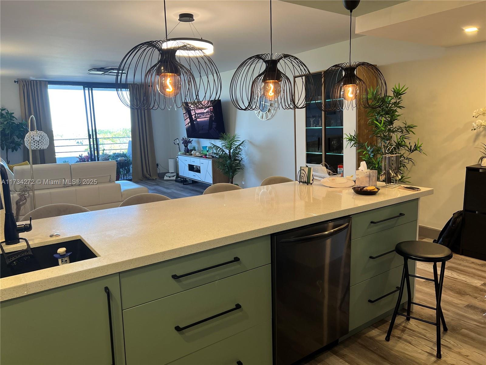 OLYMPUS CONDO PHASE - Residential