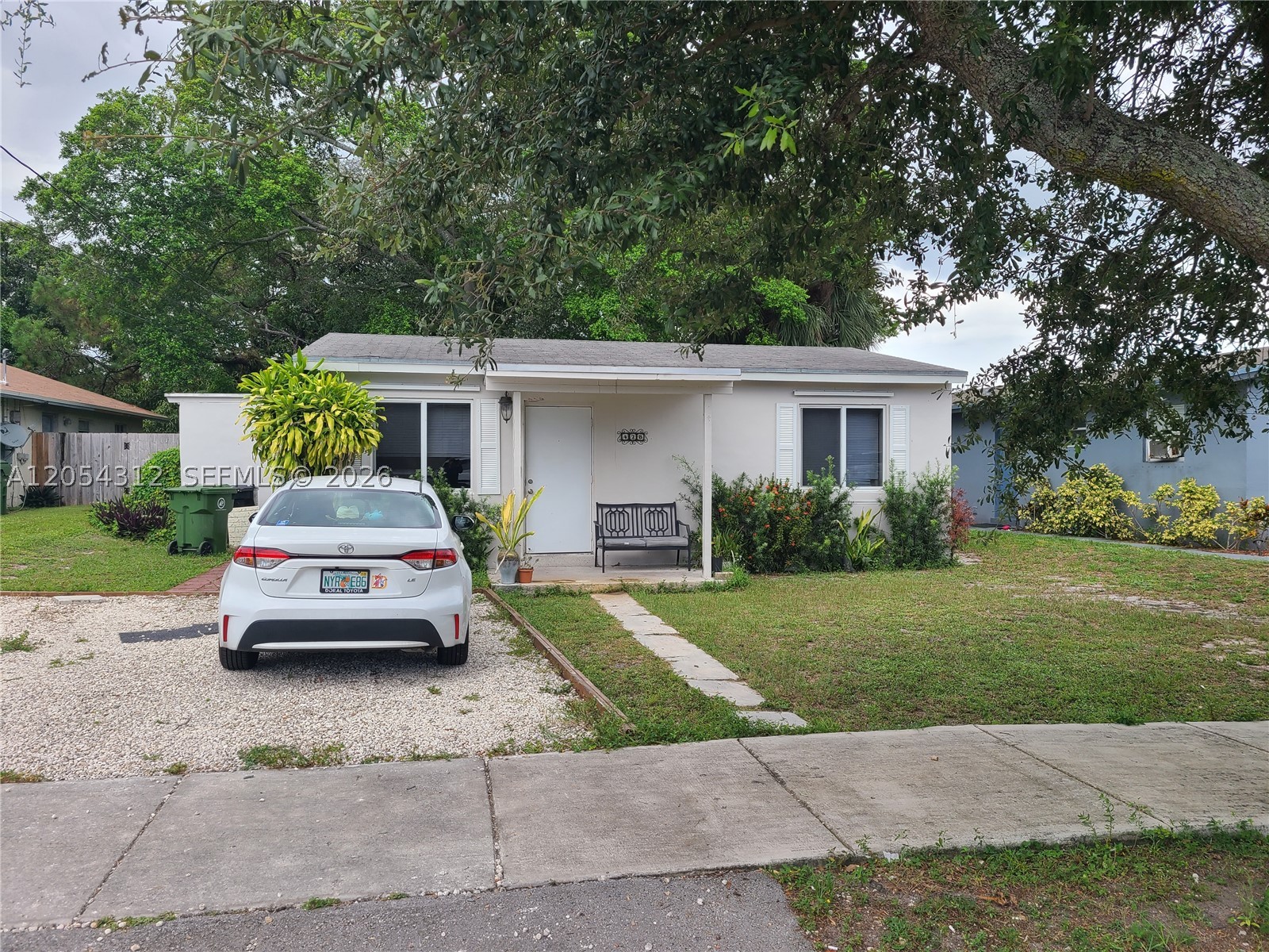 AVAILABLE AUGUST 15--- UPDATED kitchen cabinets, granite counters, ceiling fans/lighting fixtures, ceramic tile floors, window treatments, UPDATED bathroom, freshly painted. nice HUGE fenced yard with privacy wall at far east end. laundry room with newer stackable washer/dryer. IMPACT WINDOWS for hurricane protection. will accept SEC8. owner/agent. proof of income/employment, credit report/background check required, rental history a plus. photos taken at time of tenant move-in.