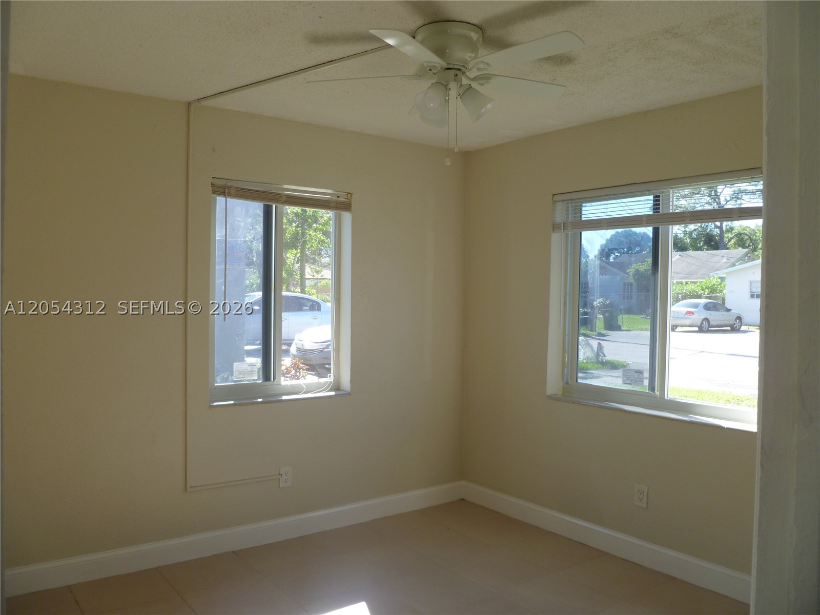 RIVER GARDENS - Residential Lease