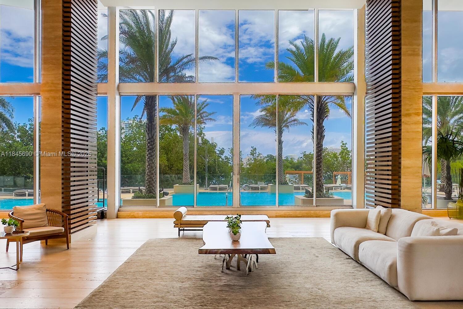 THE HARBOUR NORTH CONDO - Residential