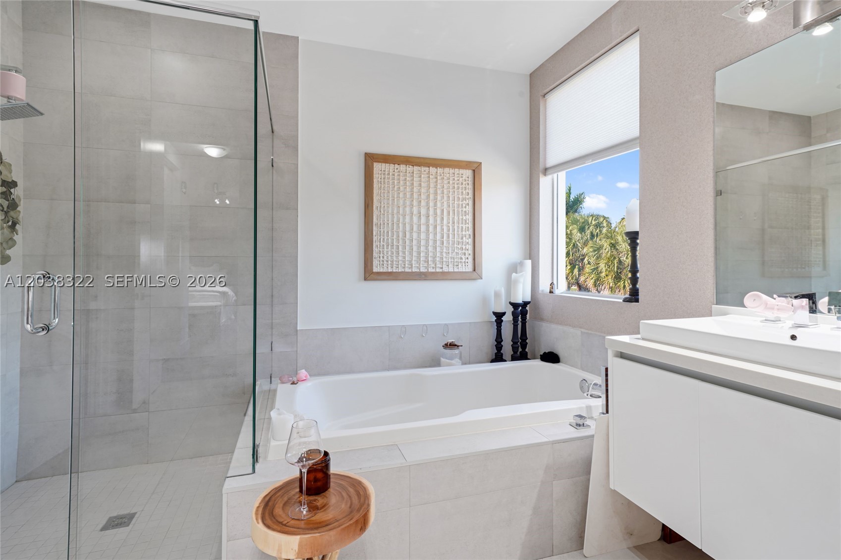 DORAL COMMONS RESIDENTIAL - Residential Lease