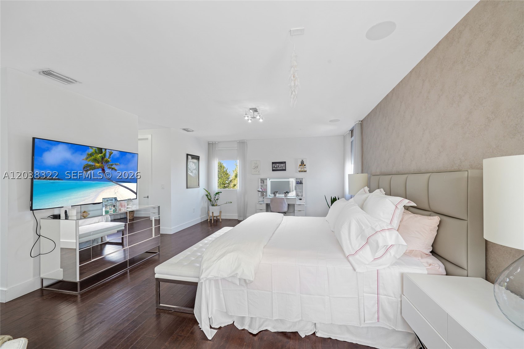DORAL COMMONS RESIDENTIAL - Residential Lease