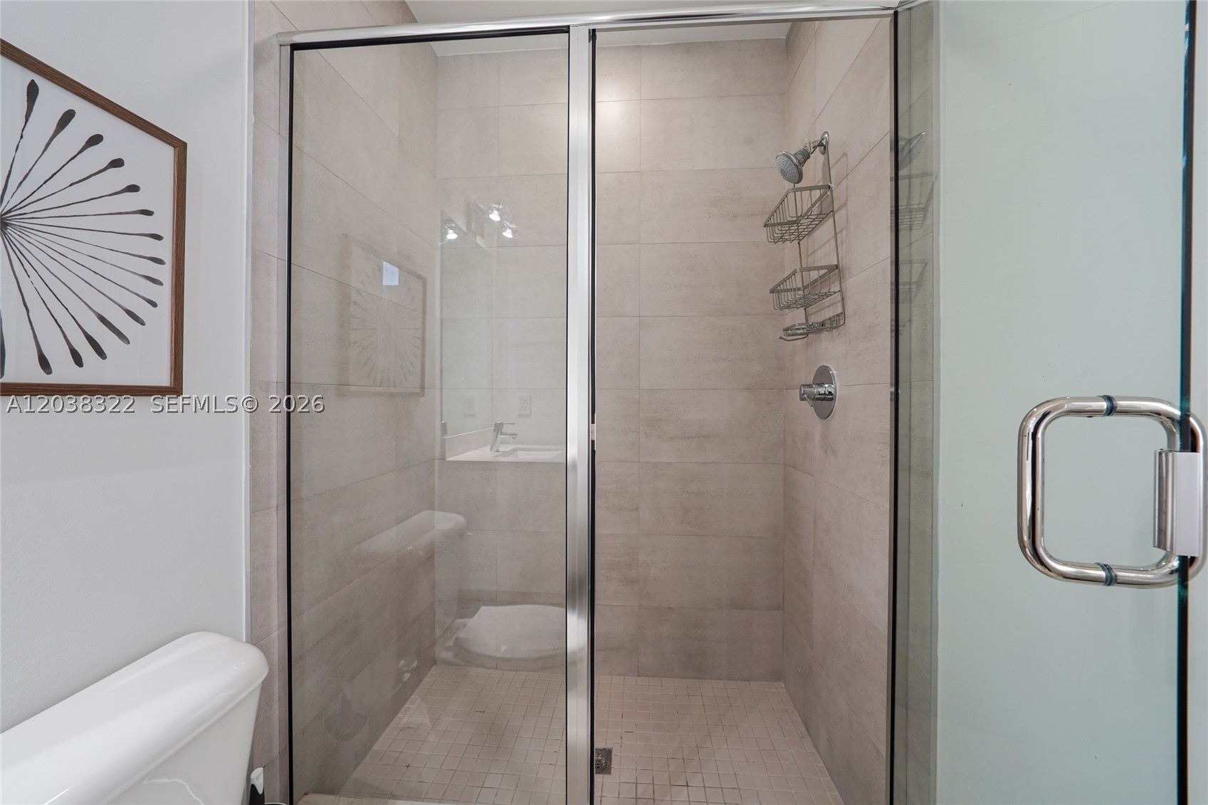 DORAL COMMONS RESIDENTIAL - Residential Lease