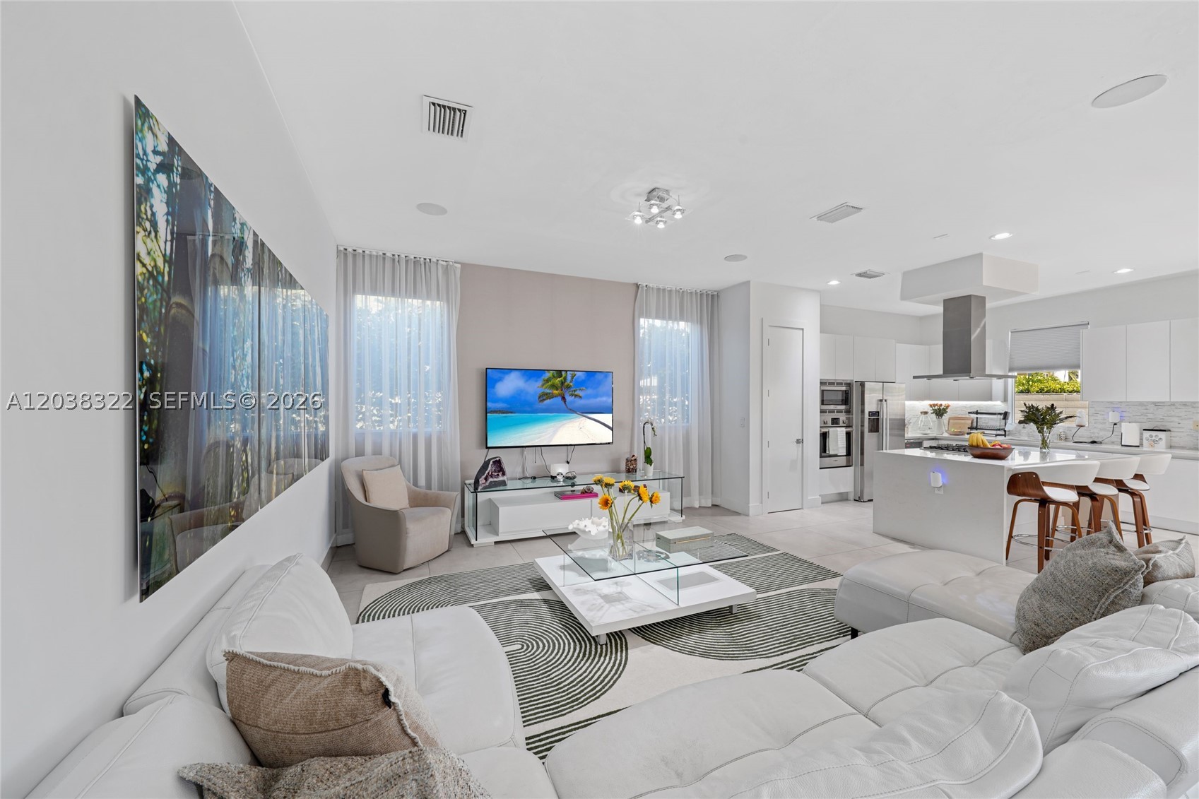 DORAL COMMONS RESIDENTIAL - Residential Lease