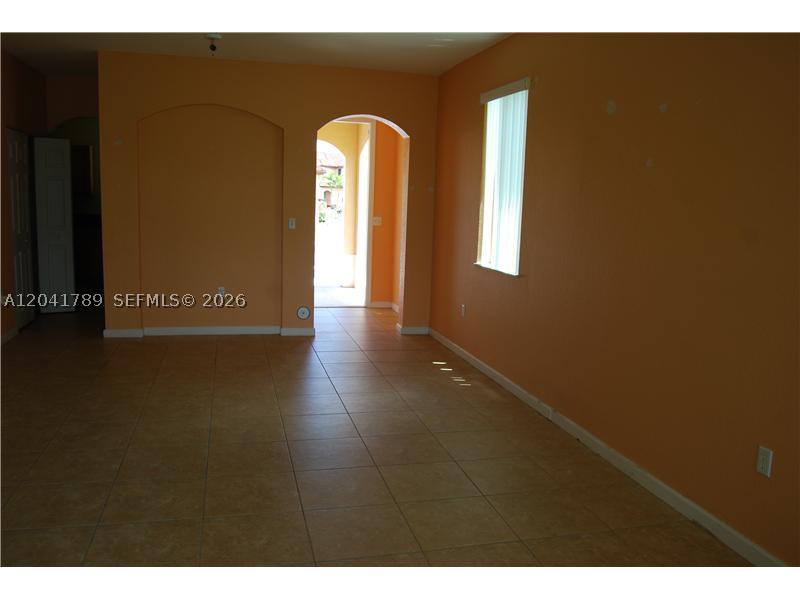 SOUTH POINTE COVE CONDO - Residential Lease