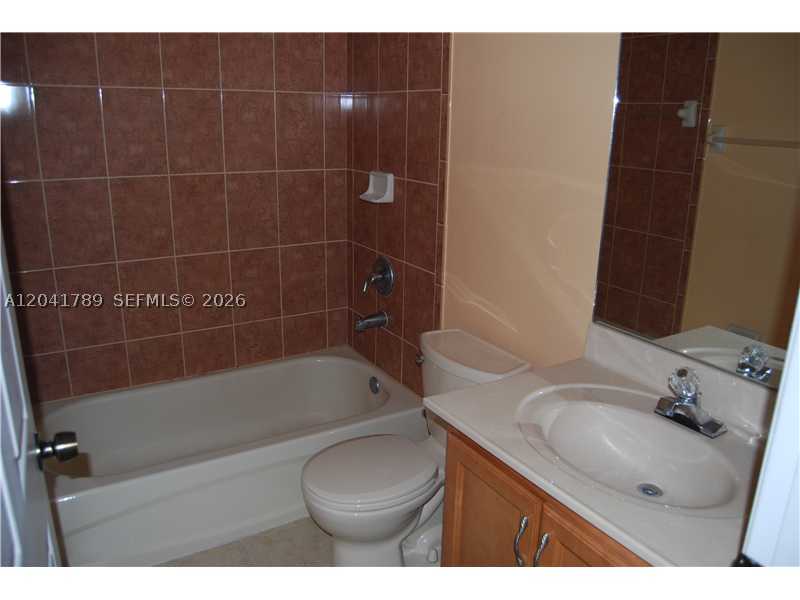 SOUTH POINTE COVE CONDO - Residential Lease