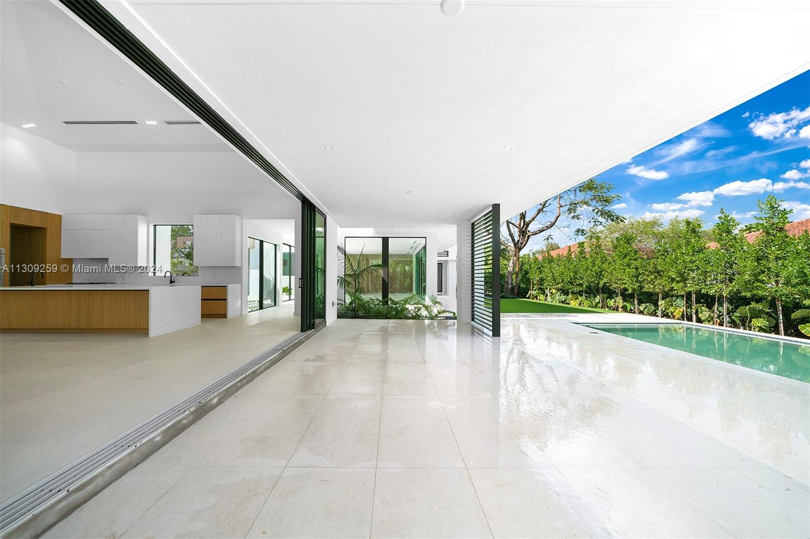 NORTH KENDALL - Residential