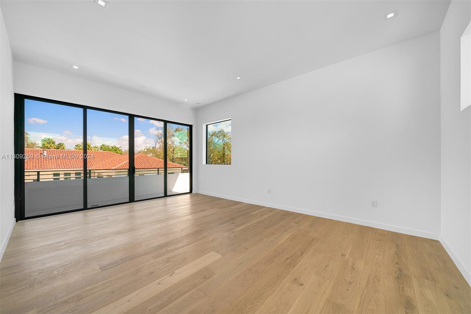 NORTH KENDALL - Residential
