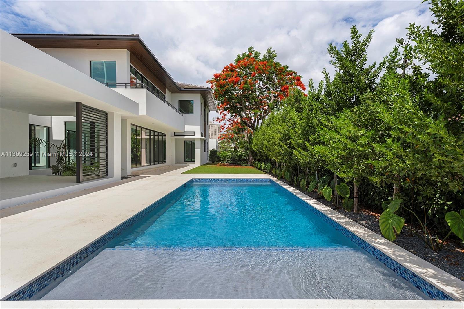 NORTH KENDALL - Residential