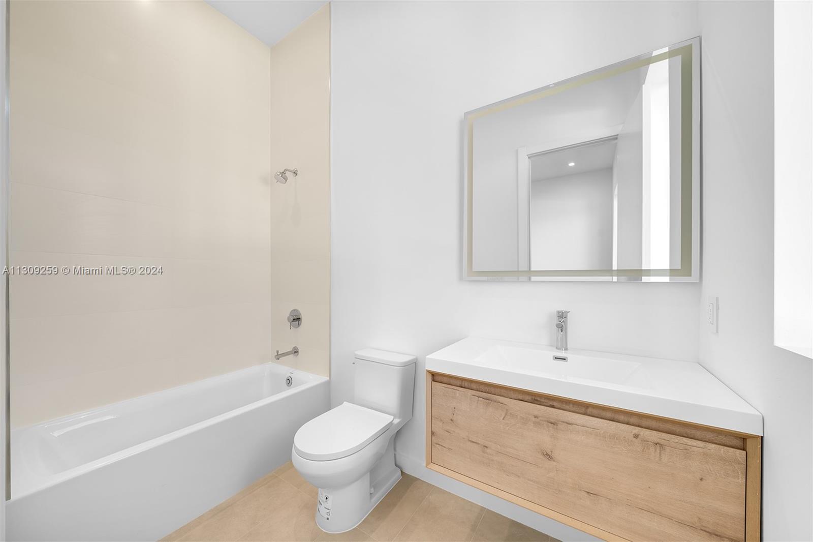 NORTH KENDALL - Residential
