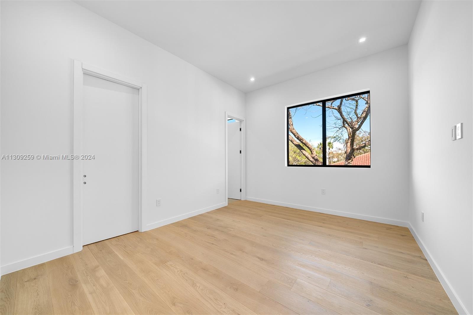 NORTH KENDALL - Residential