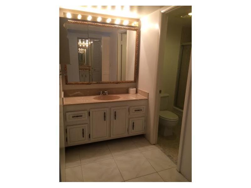 PARK PLACE #4 CONDO - Residential Lease