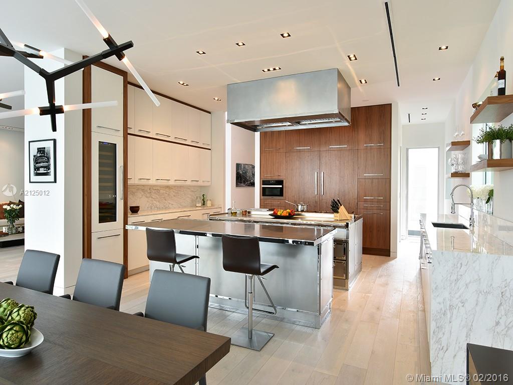 Di Lido Island - Residential