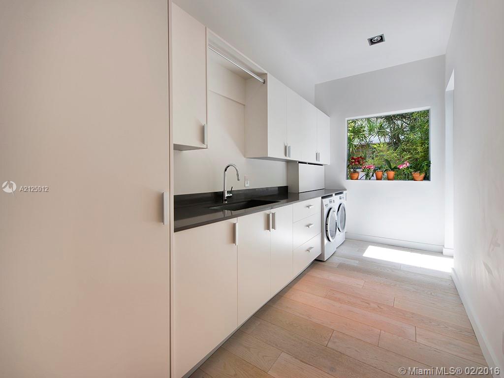 Di Lido Island - Residential