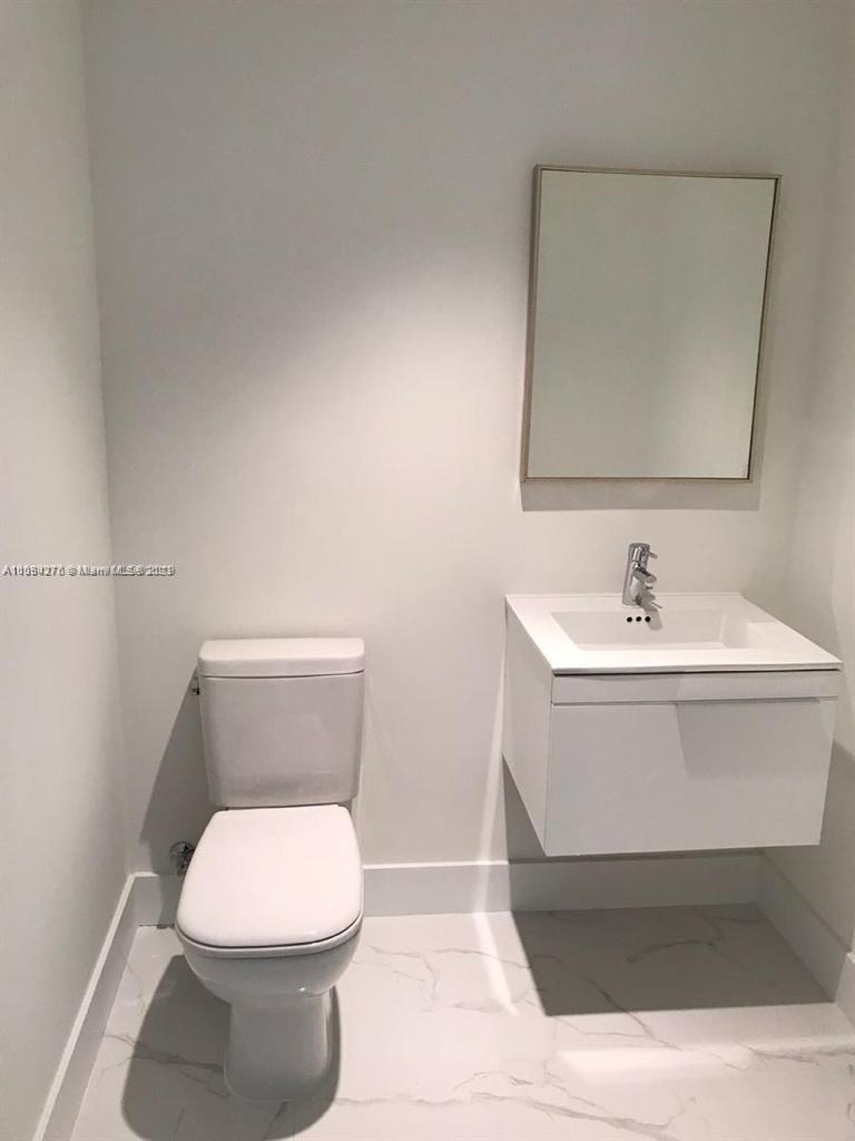MARINA PALMS RESIDENCES S - Residential Lease