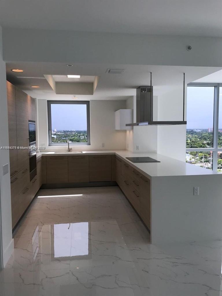 MARINA PALMS RESIDENCES S - Residential Lease