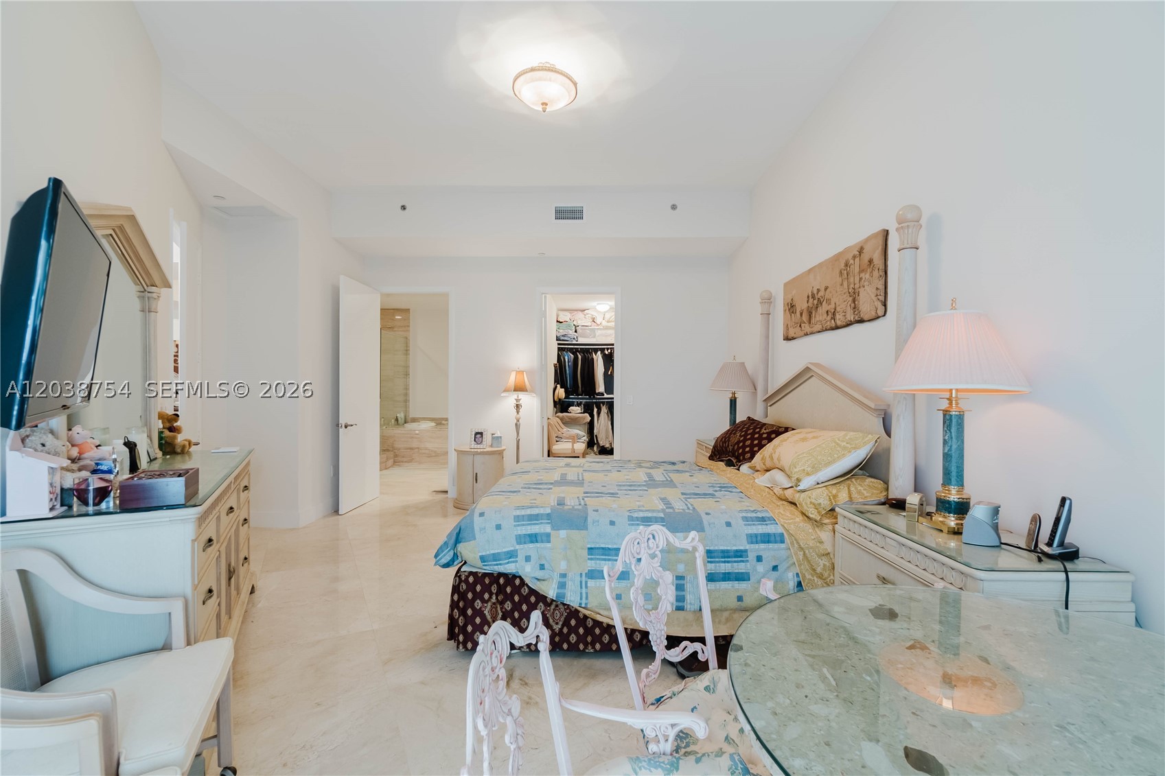 TDR TOWER III CONDO - Residential
