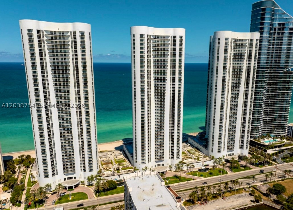TDR TOWER III CONDO - Residential