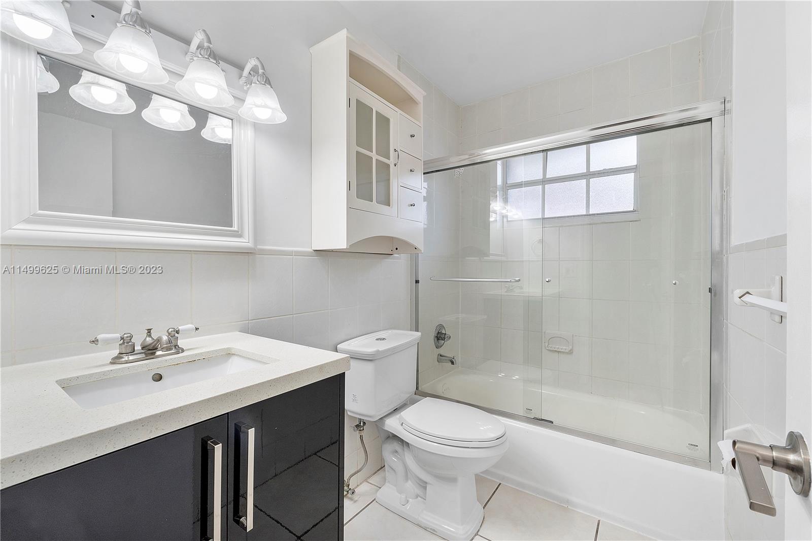 DEBBIE - Residential Lease